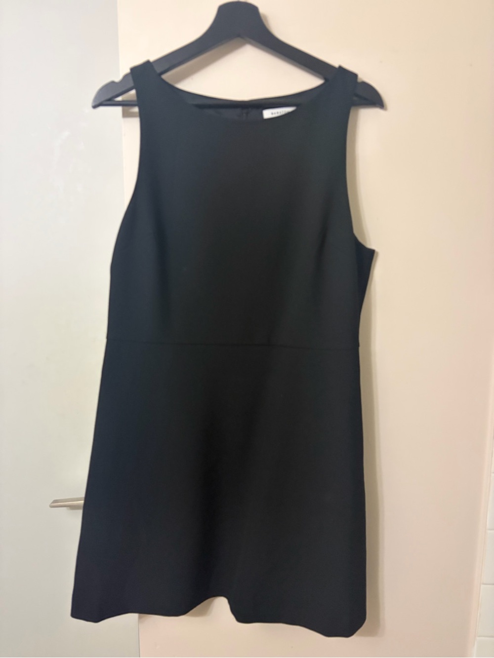 Aritzia Babaton Bond Dress